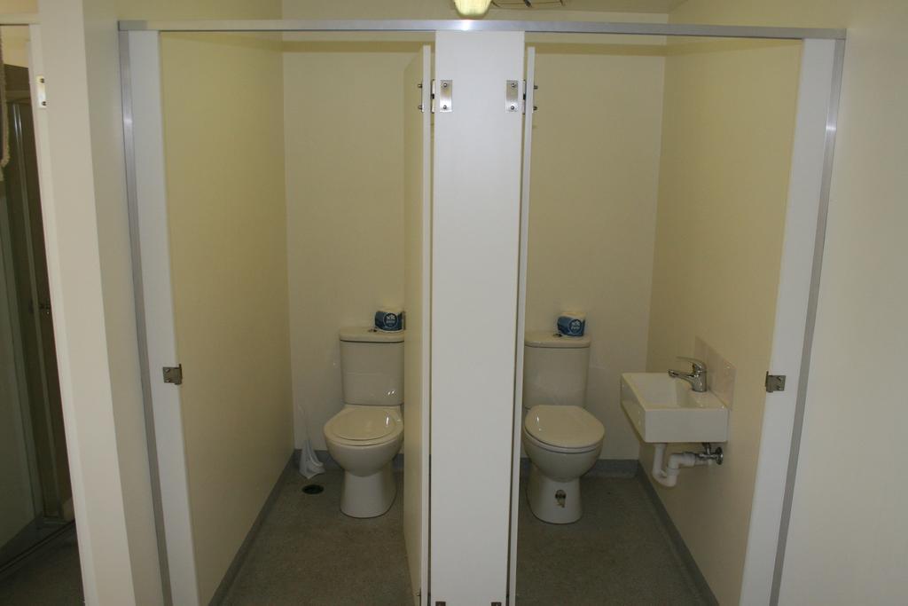 לונסטון Arthouse Hostel מראה חיצוני תמונה